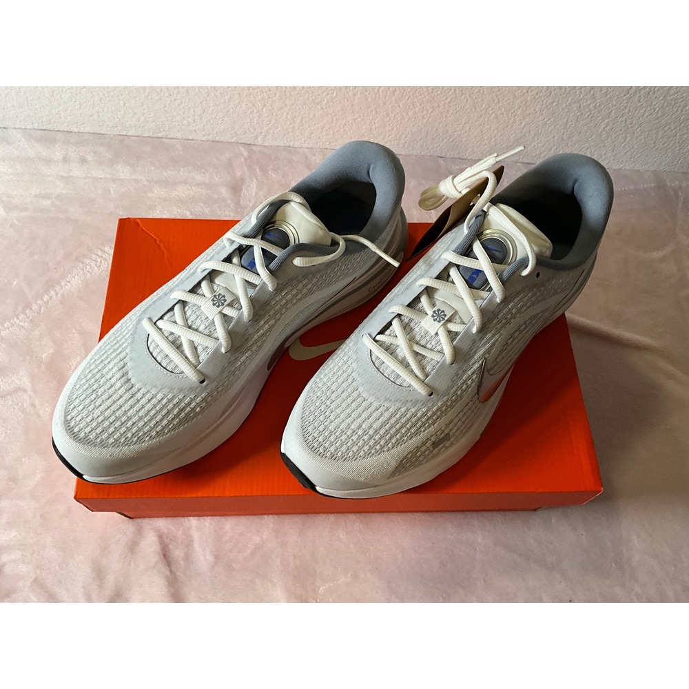 Nike Journey Run White Metallic Silver Black Mens 11.5 Running Shoes FN0228-104 - Picture 3 of 6